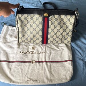 Vintage Gucci Beige GG Canvas Messenger with Navy and Red